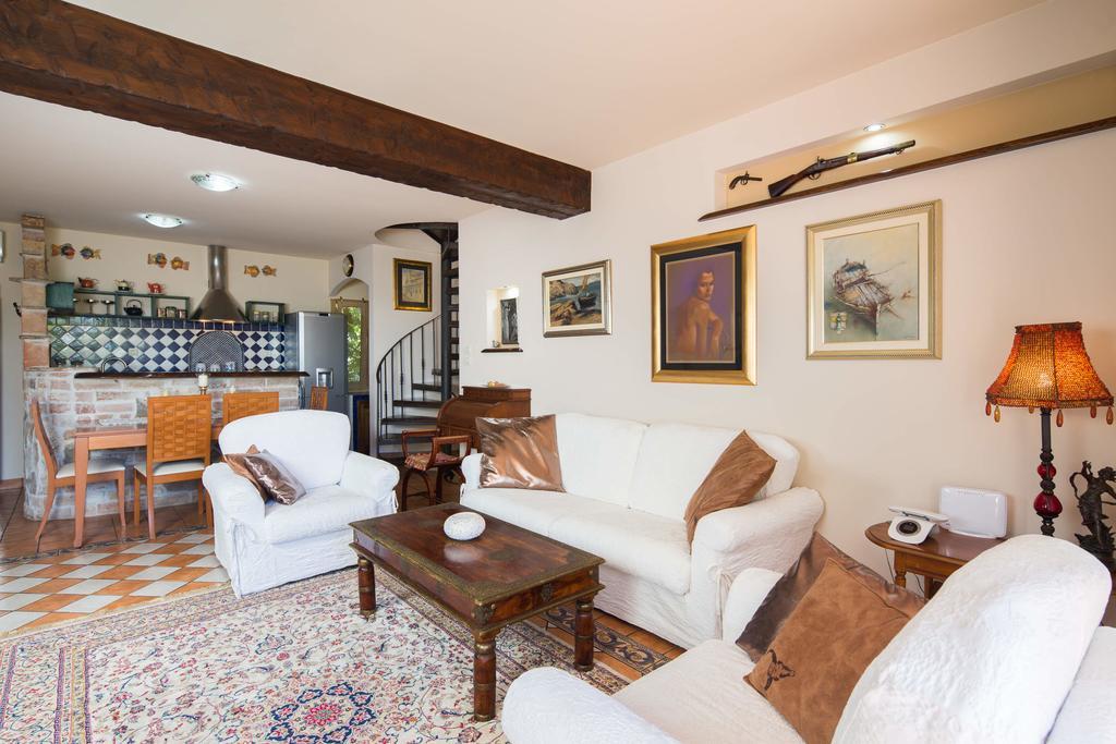 Villa Em Trogir Eksteriør bilde