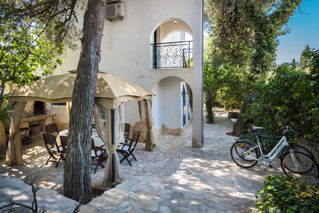Villa Em Trogir Eksteriør bilde