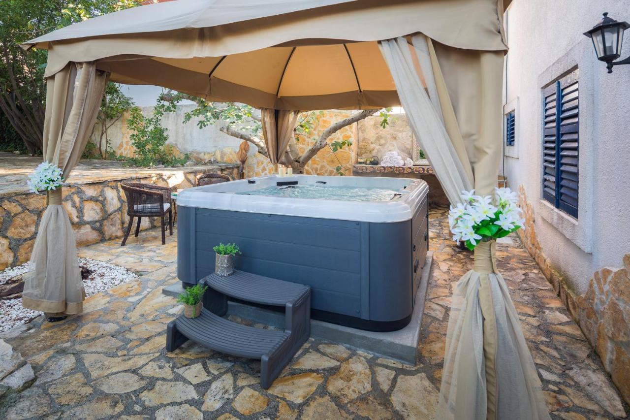 Villa Em Trogir Eksteriør bilde